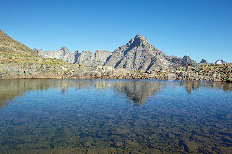 deux alpes Ecrins 附近的高山湖泊